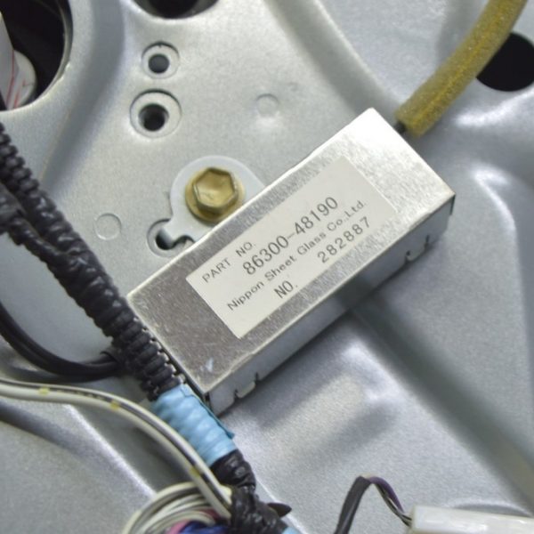 Антенна радио Lexus RX300 RX330 RX350 RX400h 04-09 86300-48190