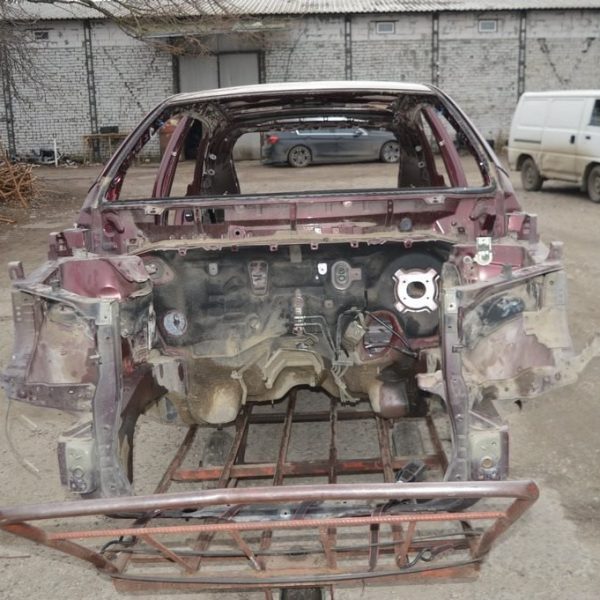 Телевизор панель радиатора в сборе Lexus RX350 RX450h 10-15 без ресничек и планки замка (02) 53201-0E020