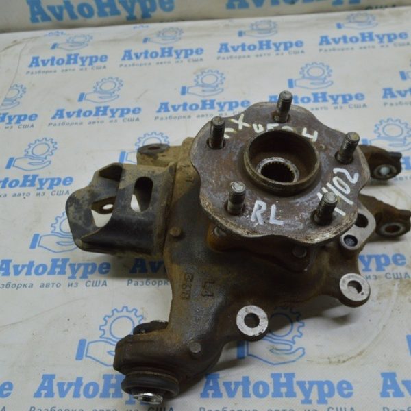Цапфа задняя левая Lexus RX350 RX450H 10-15 с кожухом (02) со ступицей 42305-0E020