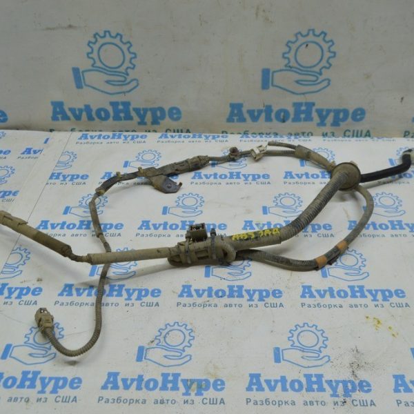 Проводка заднего подрамника Lexus RX450h 10-15 AWD (02) первая 82164-48180