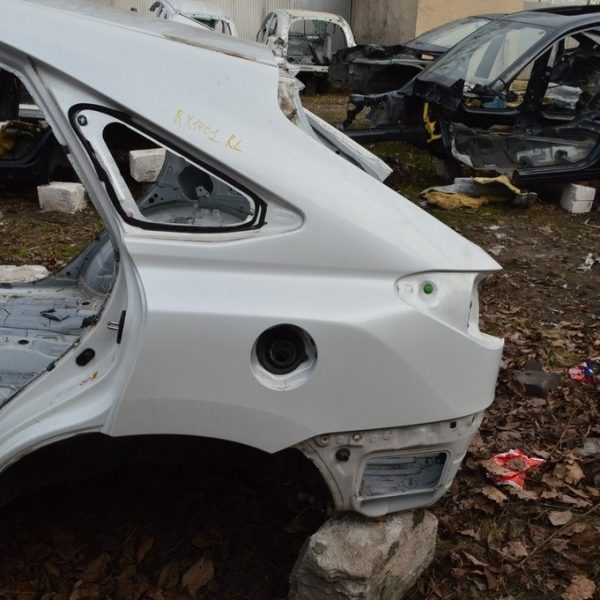 Четверть крыло задняя левая Lexus RX350 RX450h 10-15 (01) белая на кузове 61612-0E061