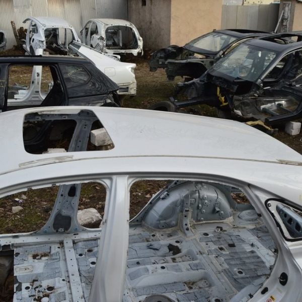 Крыша металл Lexus RX350 RX450h 10-15 под люк (01) белая 63111-48160