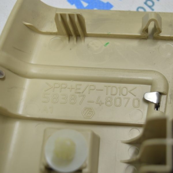 Накладка проема багажника Lexus RX350 RX450h 10-15 беж (02) с хромом 583870E020