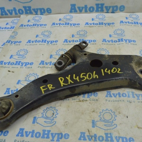 Рычаг нижний передний правый Lexus RX350 RX450h 10-15 (02) 48068-0E050