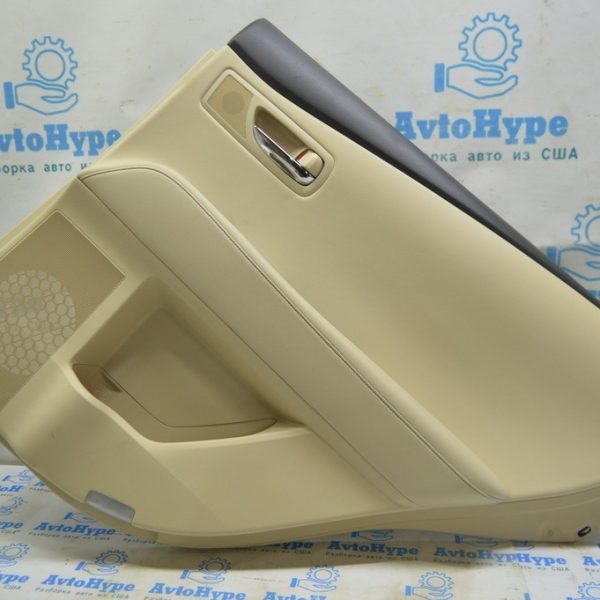 Обшивка двери (карточка) зад прав Lexus RX350 RX450h 10-15 беж (02) 67630-48590
