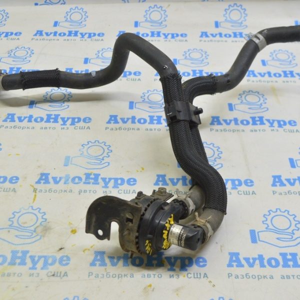 Насос системы охлаждения Lexus RX450h 16-22 87200-0E020