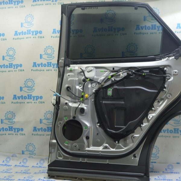 Панель двери задней правой Lexus RX350 RX450h 16-22 67841-0E080
