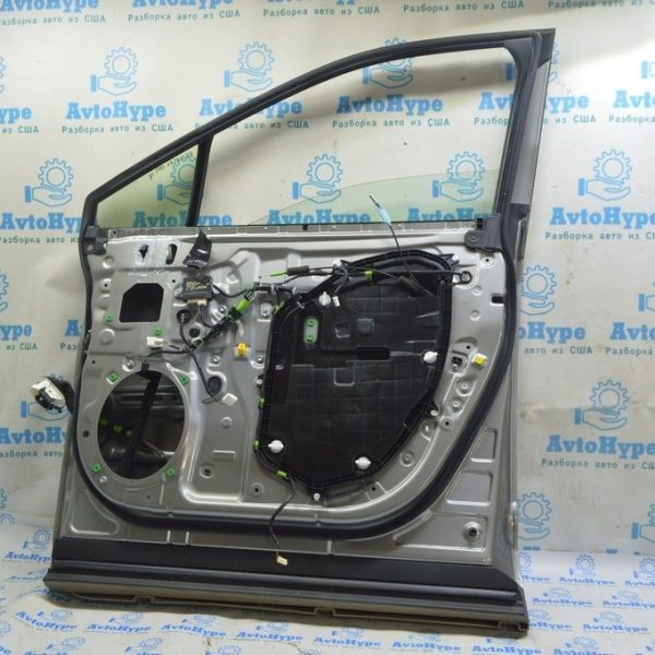 Панель двери передней правой Lexus RX350 RX450h 16-22 67831-48070