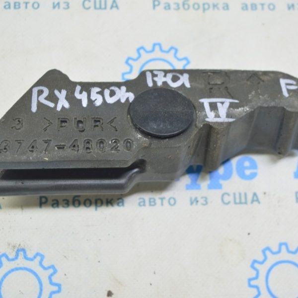 Уплотнитель крыла правый Lexus RX350 RX450h 16-22 53747-48020