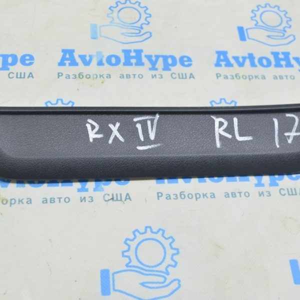 Накладка порога внешняя задняя левая Lexus RX350 RX450h 16-22 черная 67916-48070