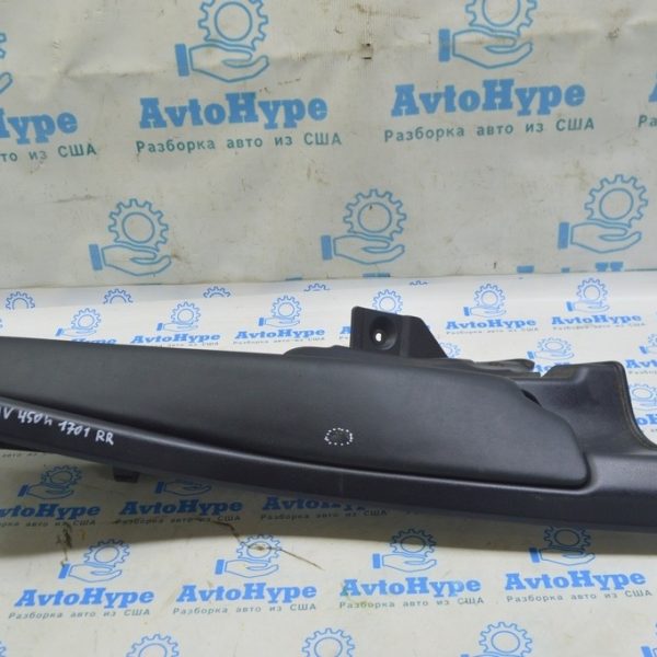 Накладка задней стойки нижняя правая Lexus RX350 16-22 черная, надрыв (01) 62551-0E230-C0