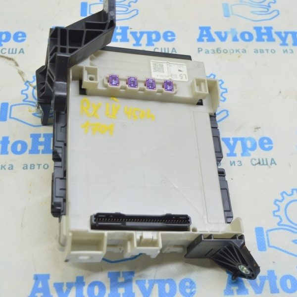 Блок предохранителей подторпедный Lexus RX450h 16-22 (01) 82730-48Z50-A