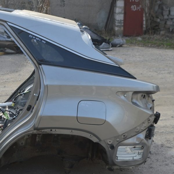 Лючок бензобака с корпусом Lexus RX450h 16-22 77305-0E020