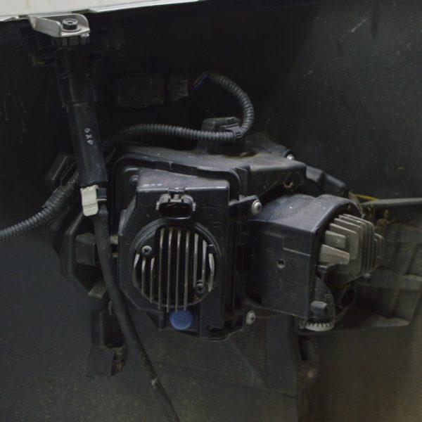 Кронштейн птф левый Lexus RX350 RX450h 16-19 5212648091