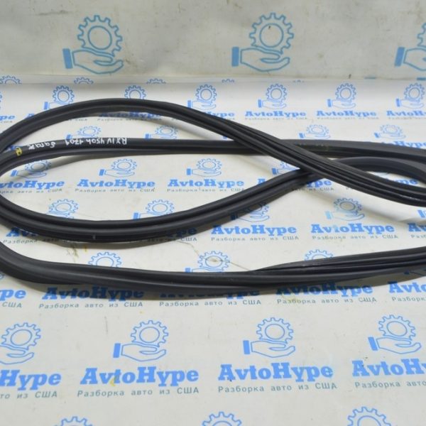 Уплотнитель резина двери багажника Lexus RX350 RX450h 16-22 6788148080