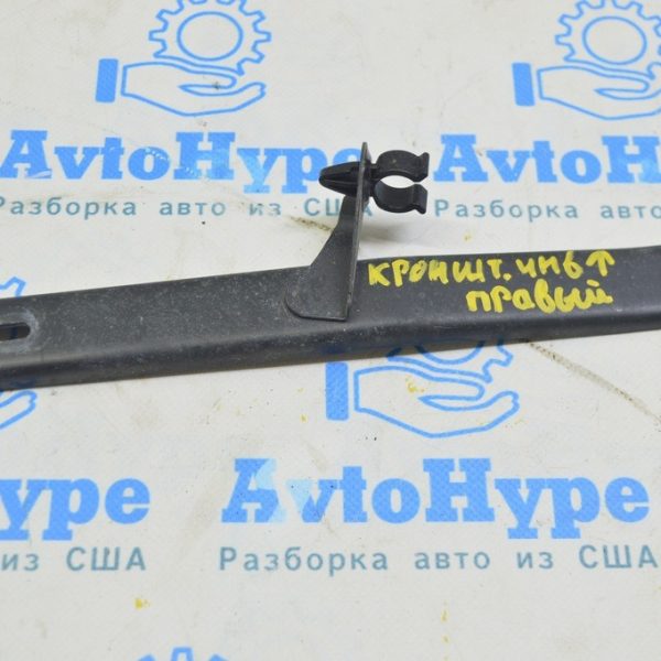 Кронштейн инвертора правый верх Lexus RX450h 16-22 
G9016-48010