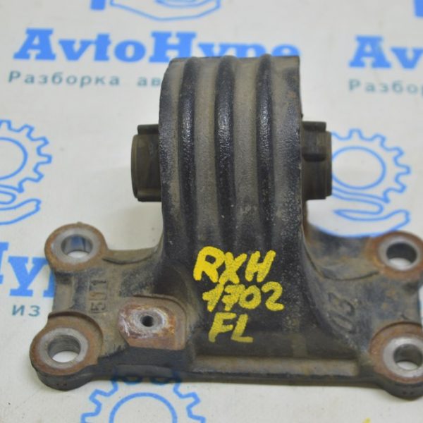 Подушка двигателя левая Lexus RX450h 16-22 (02) трещины 12372-0P070