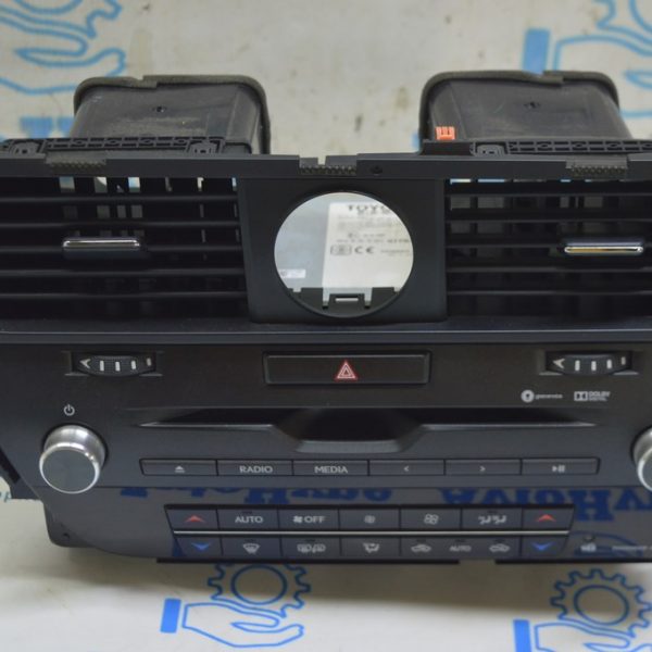 Дефлектор воздуховода передней панели центральный правый Lexus RX350 RX450h 16-19 черный 55680-0E070