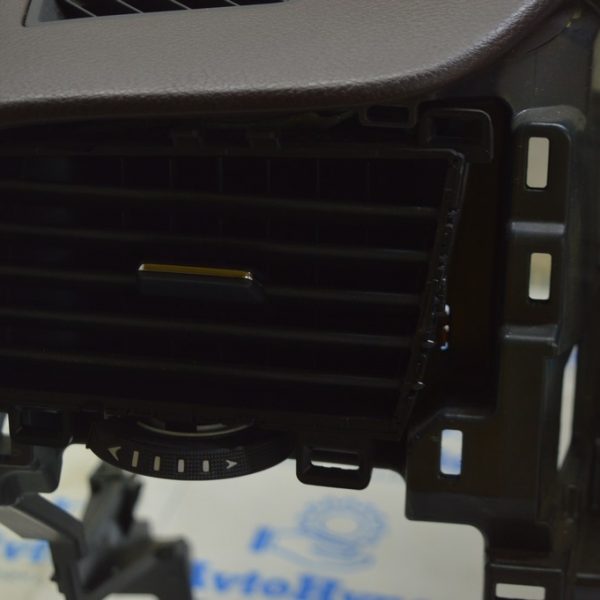 Дефлектор воздуховода передней панели левый Lexus RX350 RX450h 16-19 черн 55650-0E100