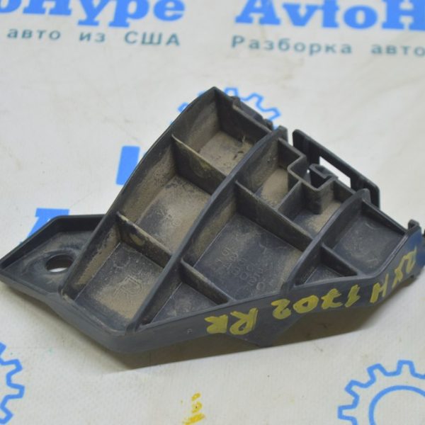 Крепление заднего бампер-фонарь правое Lexus RX350 RX450h 16-22 52562-48020