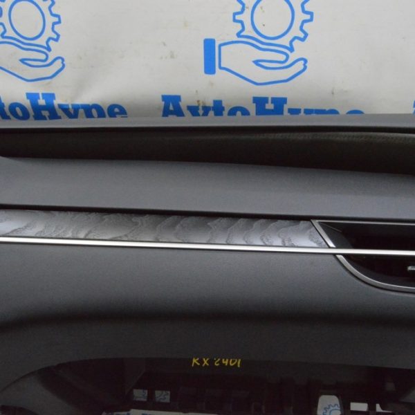 Накладка торпеды нижняя прав Lexus RX 350/350h/500h 23- под дерево 55472-0E160-C1