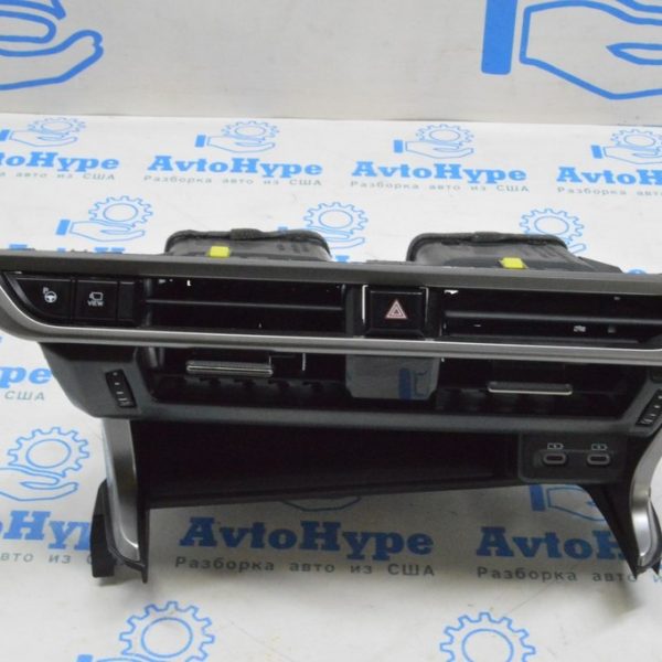 Дефлектор воздуховода центр Lexus RX 350/350h/500h 23- черн с накладкой 55670-0E190-C0