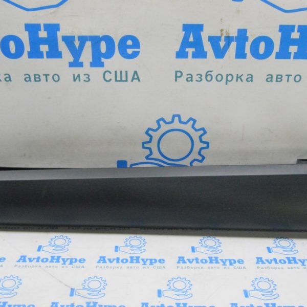 Накладка двери нижняя зад лев Lexus RX 350/350h/500h 23- внутренняя 75744-0E100