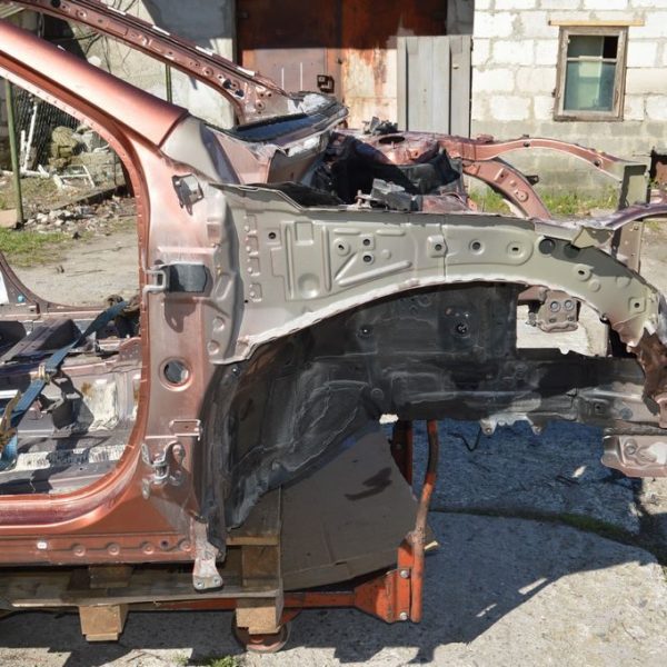 Петля двери верхняя перед прав Lexus RX 350/350h/500h 23- 68710-02020