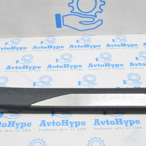 Накладка порога внутр перед прав Lexus RX 350/350h/500h 23- черн 67910-0E090-C0