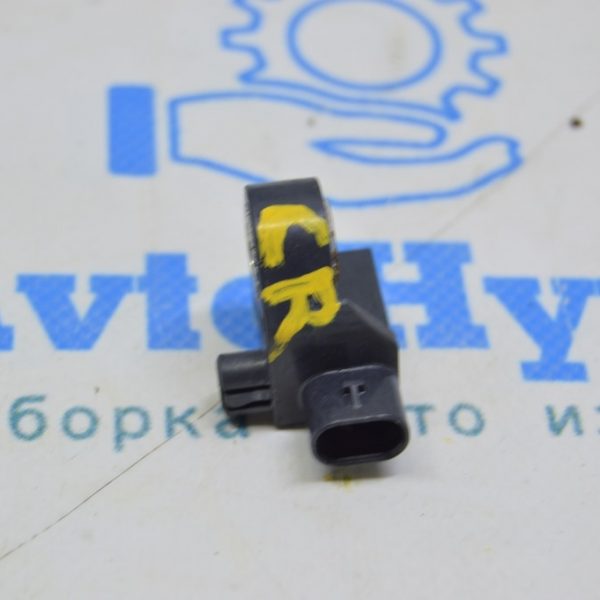 Датчик подушки безопасности центр стойки прав Lexus RX 350/350h/500h 23- 89831-F6010