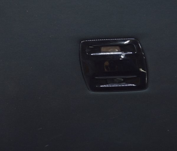 Плафон освещения задний Lexus RX 350/350h/500h 23- черн 81360-0E150