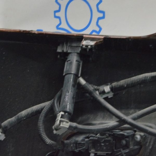 Кронштейн форсунки омывателя фар левый Lexus RX 350/350h/500h 23- 85362-0E030