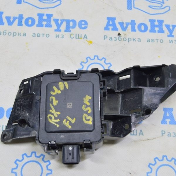 Датчик слепых зон BSM передний левый Lexus RX 350/350h/500h 23- (01) 882B1-0E010