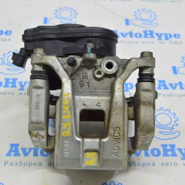 Суппорт зад прав Lexus RX 350/350h/500h 23-  с актуатором 46310-0A010 47830-0E140