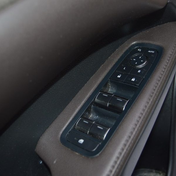 Накладка управления стеклоподъемником перед лев Lexus RX 350/350h/500h 23- 74232-0E210