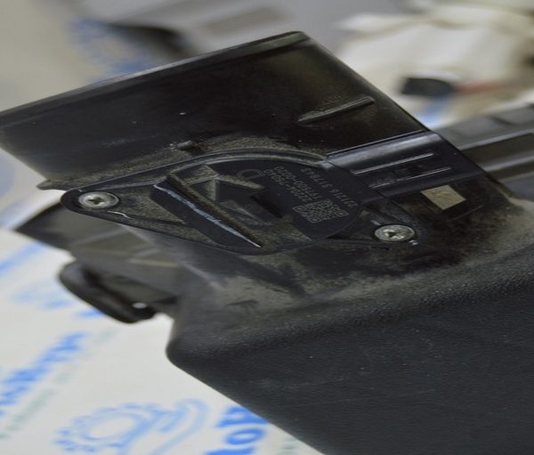 Расходомер воздуха Lexus RX 350h 23- 
22204-75040