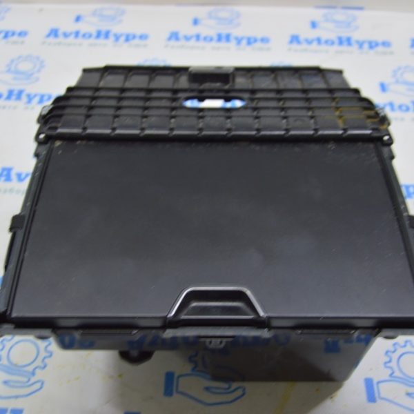 Карман центральной консоли Lexus RX 350/350h/500 черн (зарядка отдельно) 58804-0E820-C0