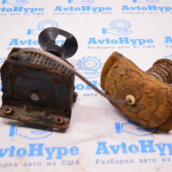 Механизм крепления запасного колеса Toyota Sequoia 2008-2021 519000c040