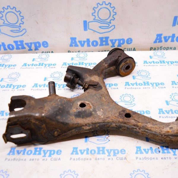 Рычаг верхний зад прав Toyota Sequoia 2008-2022 (01) сайлент под замену,ржавый 487700c010