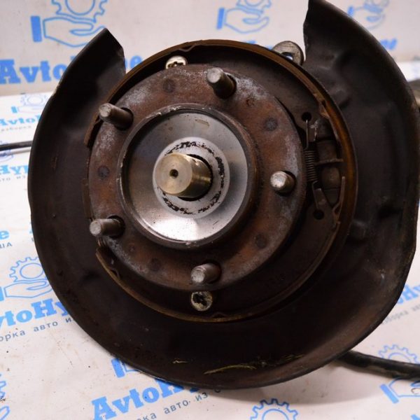 Ступица зад лев Toyota Sequoia 2008-2022 (01) 424500с020