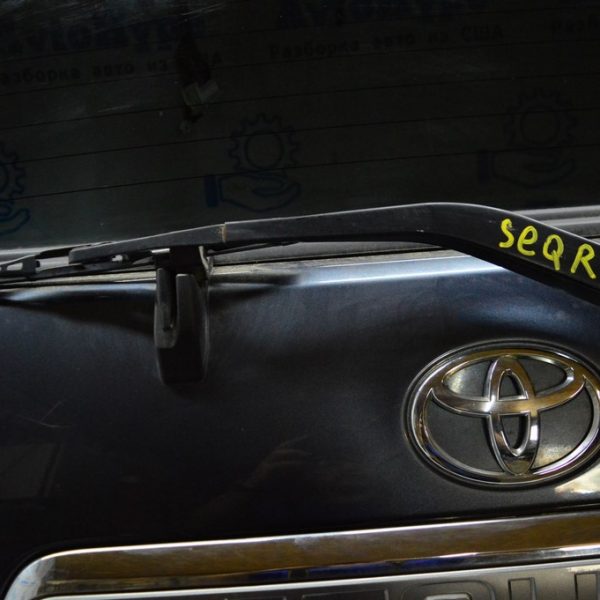 Поводок дворника зад Toyota Sequoia 2008-2022 85241-0C011