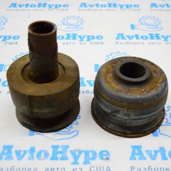 Подушка кузова Toyota Sequoia 2008-2022 третья 52205-0C080