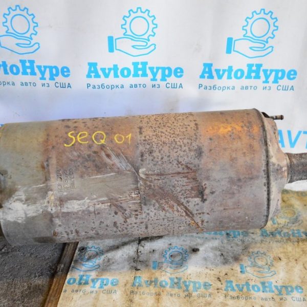 Выпускная трасса средняя часть с глушителем Toyota Sequoia 08-16 примят, орезаны шпильки 174200s040