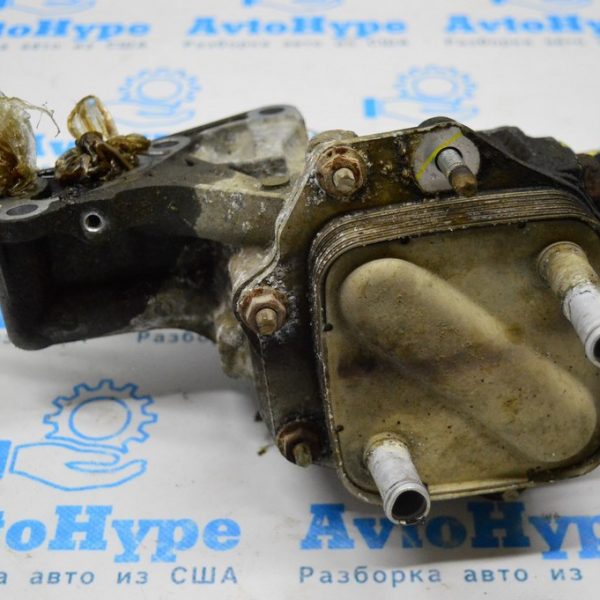 Масляный охладитель двс Toyota Sequoia 2008-2022 (01) 15710-0S010