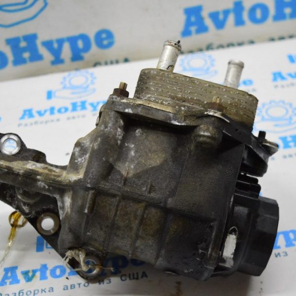 Корпус масляного фильтра Toyota Sequoia 2008-2022 (01) 15670-38011