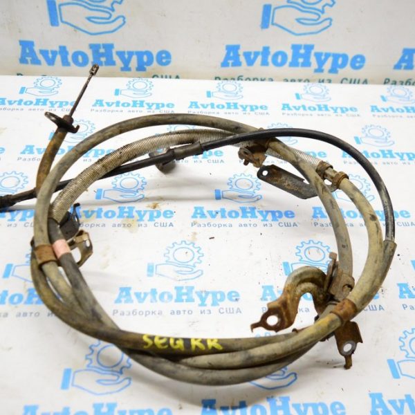 Трос стояночного тормоза прав Toyota Sequoia 2008-2022 464300c020