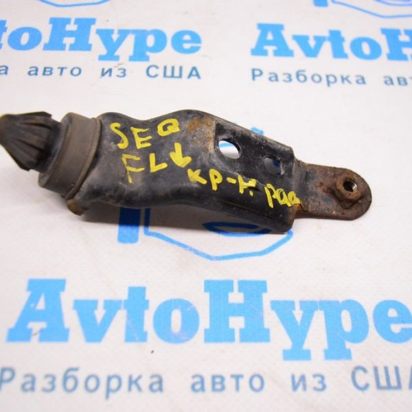 Кронштейн радиатора низ лев Toyota Sequoia 2008-2022