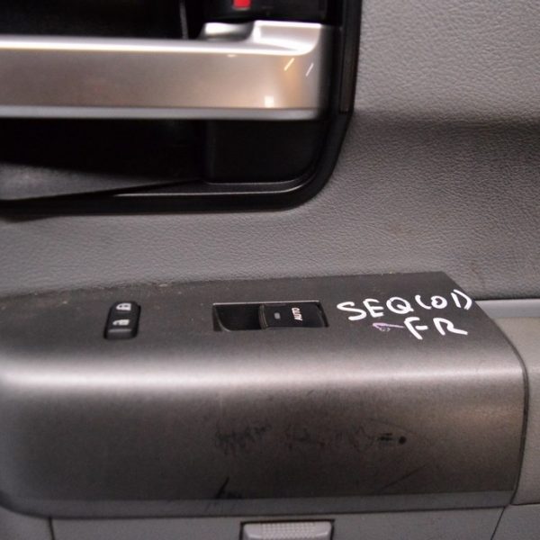 Ручка двери внутренняя перед прав Toyota Sequoia 08-16