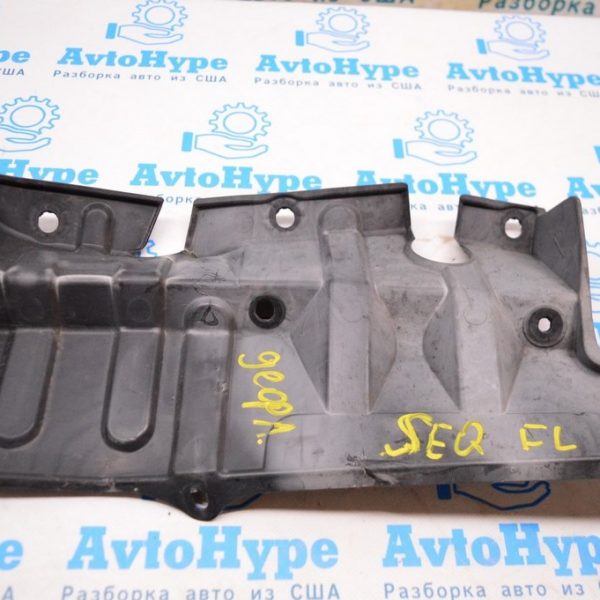 Дефлектор радиатора лев Toyota Sequoia 2008-2022 (01) небольшой деф. 532940c020