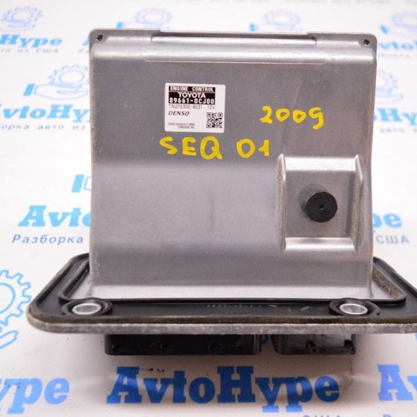 Блок ECU компьютер двигателя Toyota Sequoia 2008-2022 (01) 89661-0CJ00